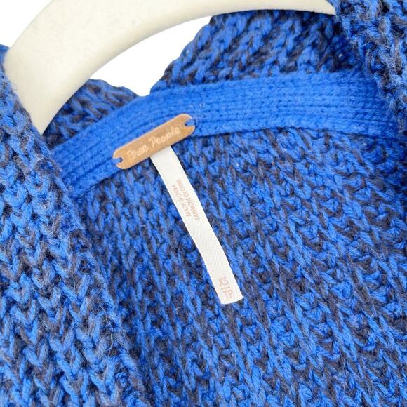 Free People High Hopes Cardigan Royal Blue Chunky Knit Sweater Oversized Size XS - Picture 6 of 7